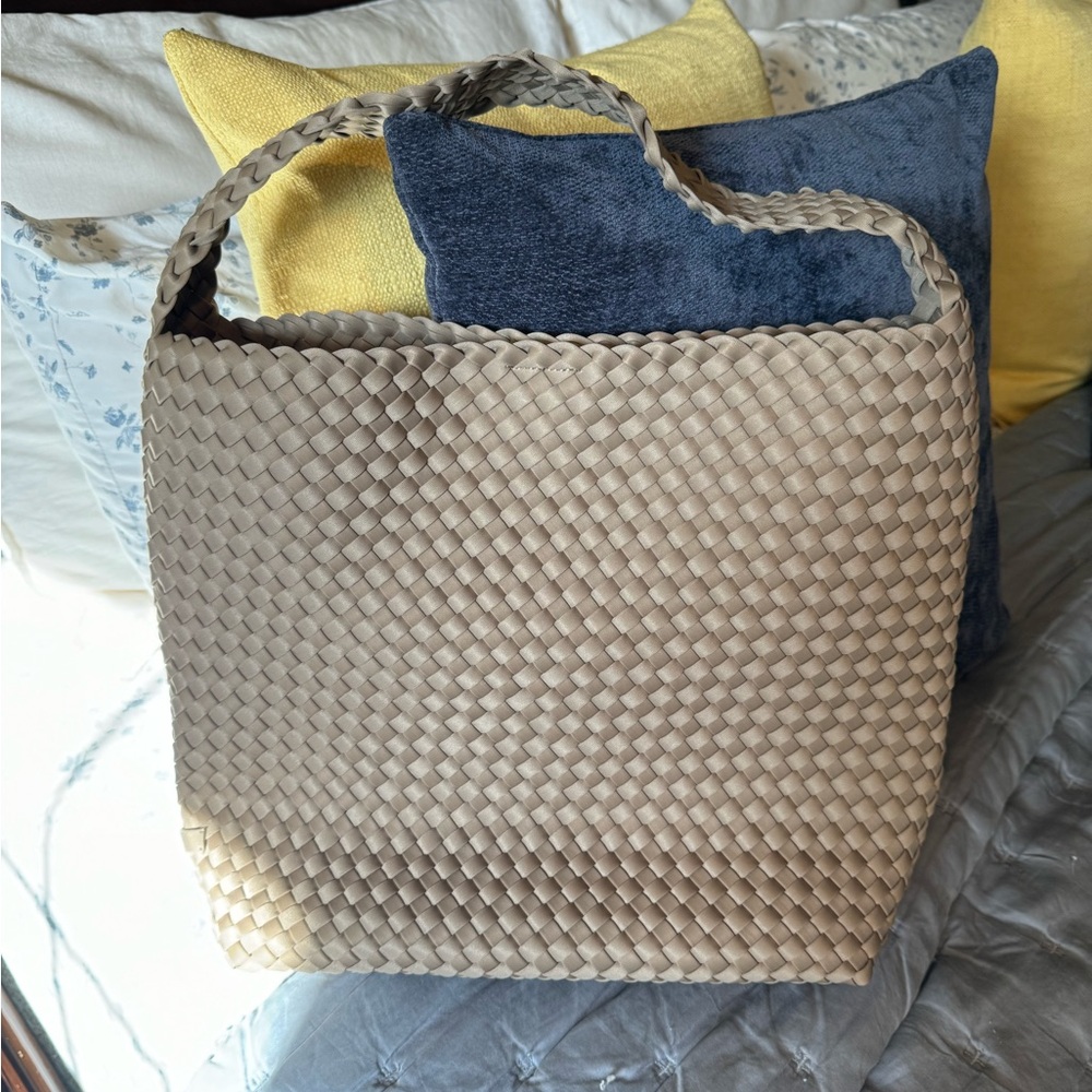 Naghedi Nomad Medium Hobo Cashmere